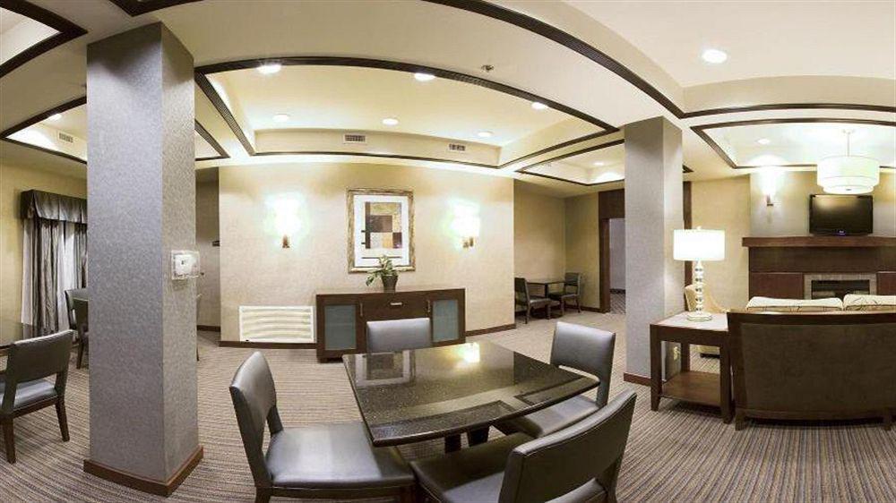 Holiday Inn Express Hotel & Suites Austell Powder Springs By Ihg Exteriör bild