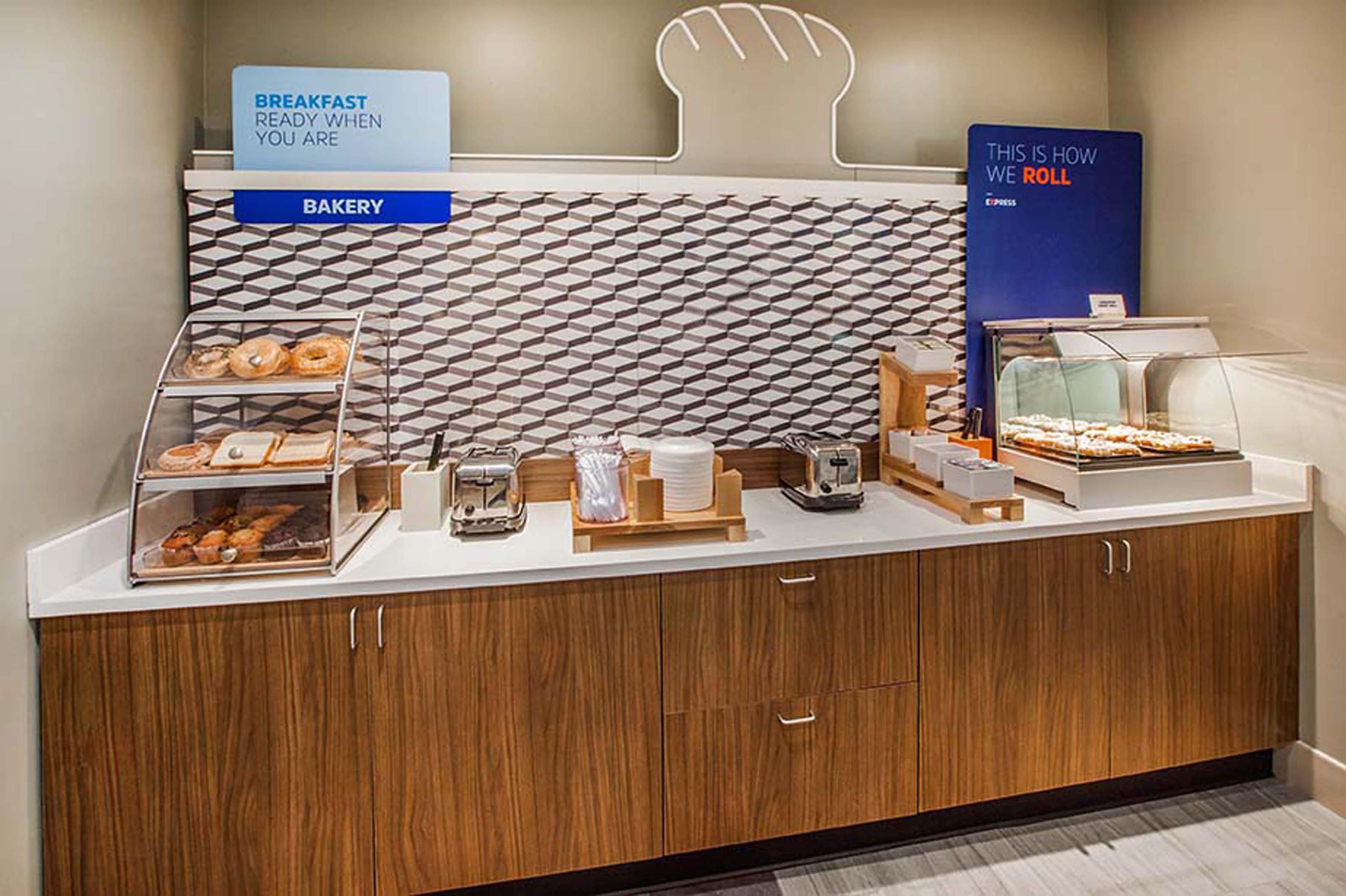 Holiday Inn Express Hotel & Suites Austell Powder Springs By Ihg Exteriör bild